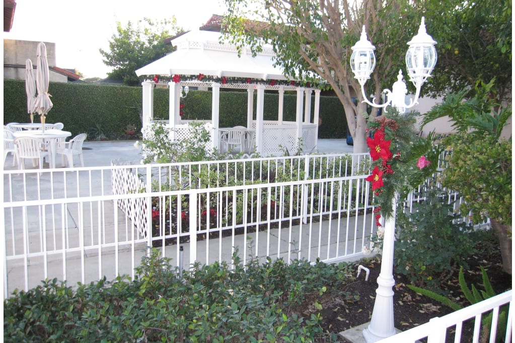 The Cottages at Artesia​