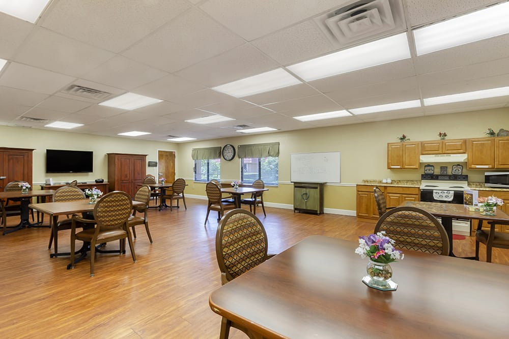 Brookdale Bradenton Gardens - Image 8