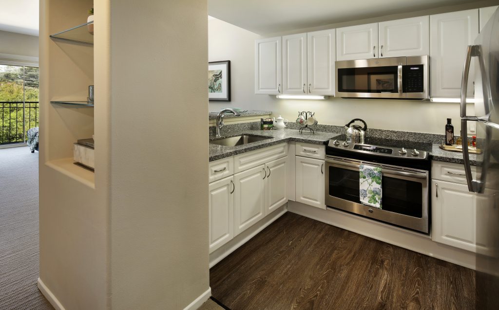 The Village at Sherman Oaks - Image 10