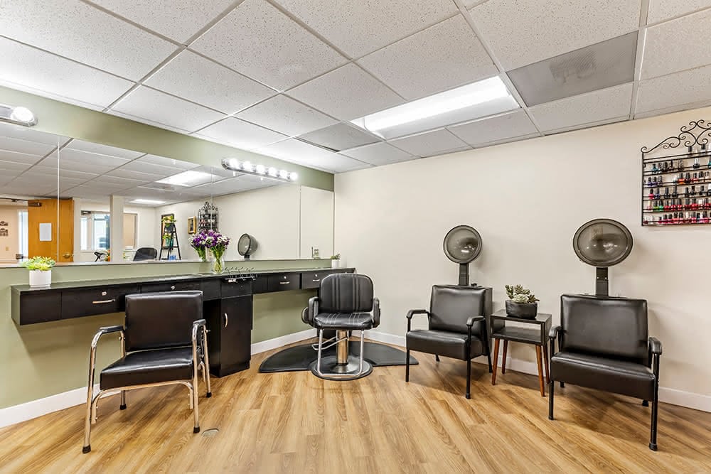 Brookdale Lowry - Image 9