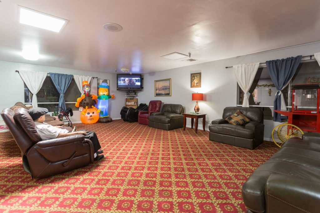 Glen Park at Valley Village - Image 7