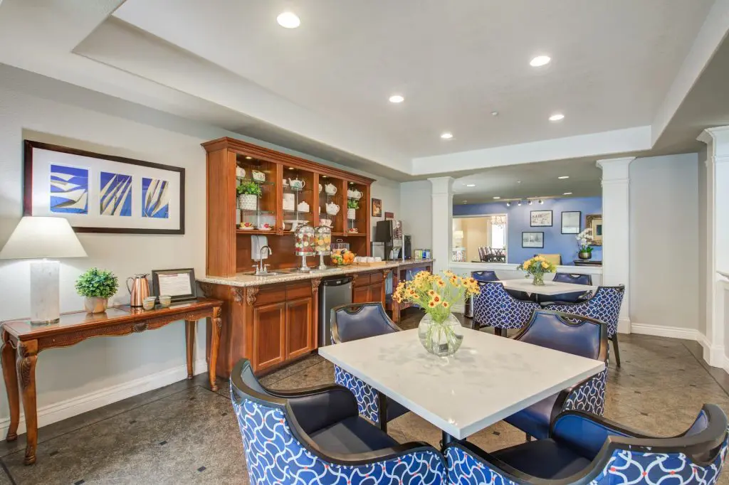 Aegis Living Dana Point - Image 5