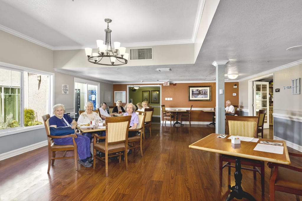 Willow View Gardens Memory Care & Assisted Living - Image 8
