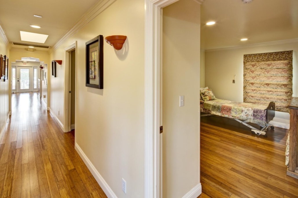 Raya's Paradise at 341 North La Jolla Ave - Image 9