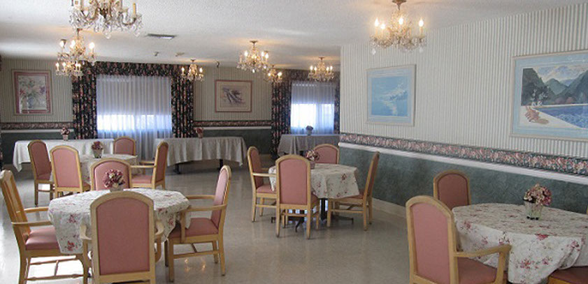 Lakewood Gardens Alzheimer's & Dementia Care - Image 9