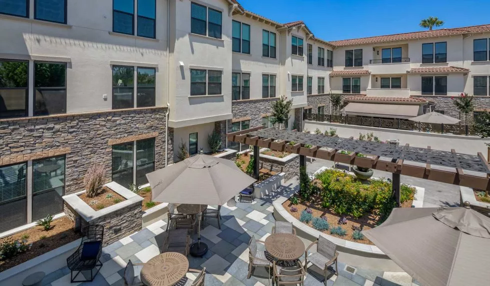Oakmont of Huntington Beach - Image 3