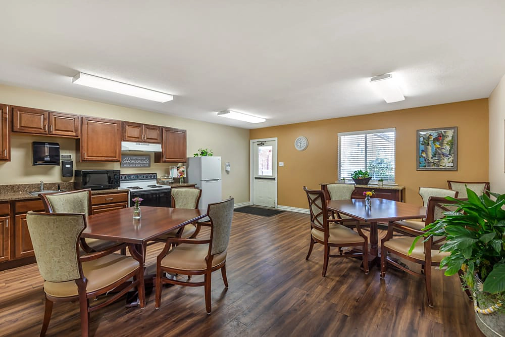 Brookdale Denton South - Image 10