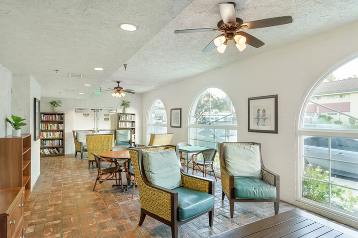 Savant of Woodland Hills - Image 9