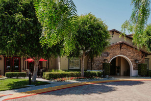 Woodbridge Terrace of Irvine - Image 4