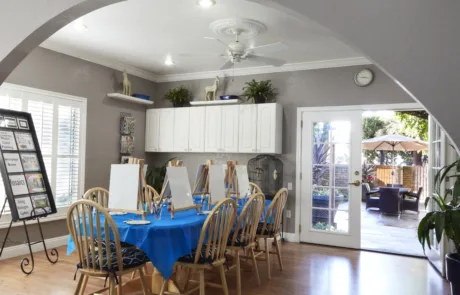 Regency Park Oak Knoll - Image 4