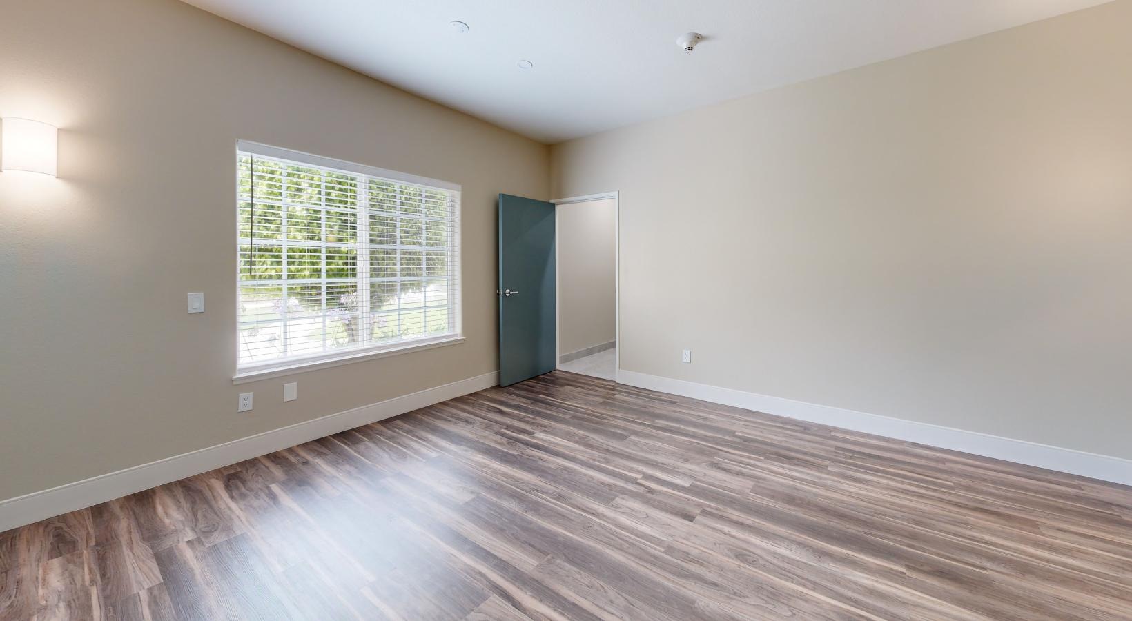 Crescent Landing at Garden Grove - Image 6