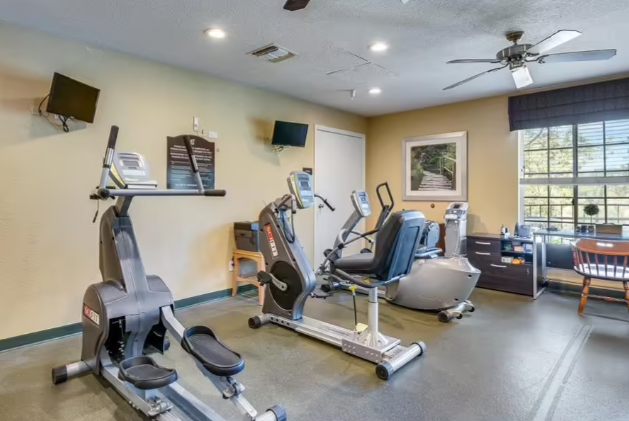 The Meridian at Anaheim Hills - Image 10
