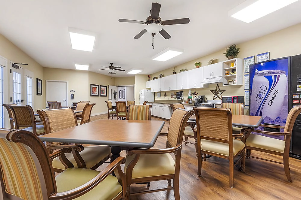 Brookdale Lake Highlands - Image 4