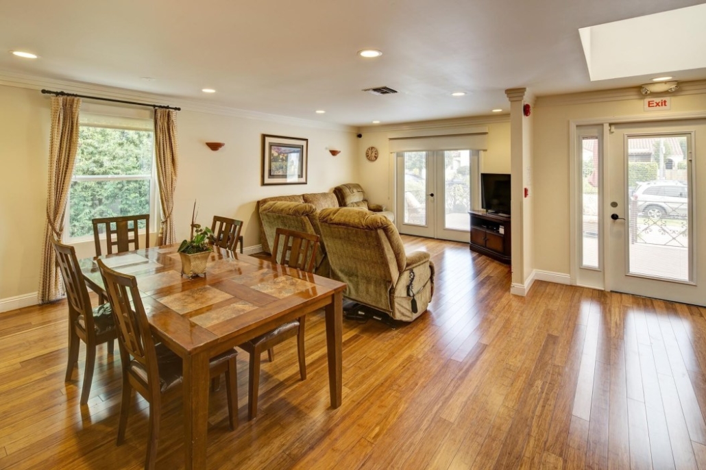 Raya's Paradise at 341 North La Jolla Ave - Image 4