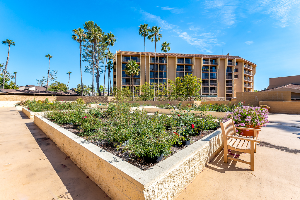Meridian at Laguna Hills - Image 3