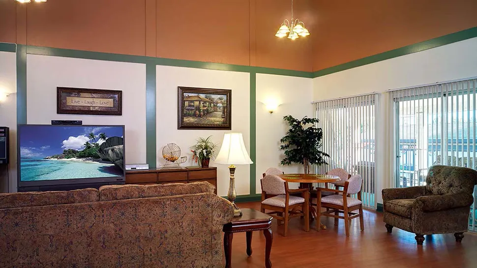 Atria Covina - Image 5