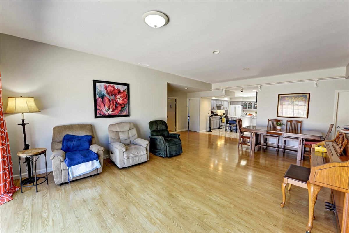 Vernon Cottage - Image 8