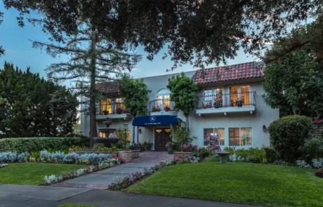 Regency Park Oak Knoll
