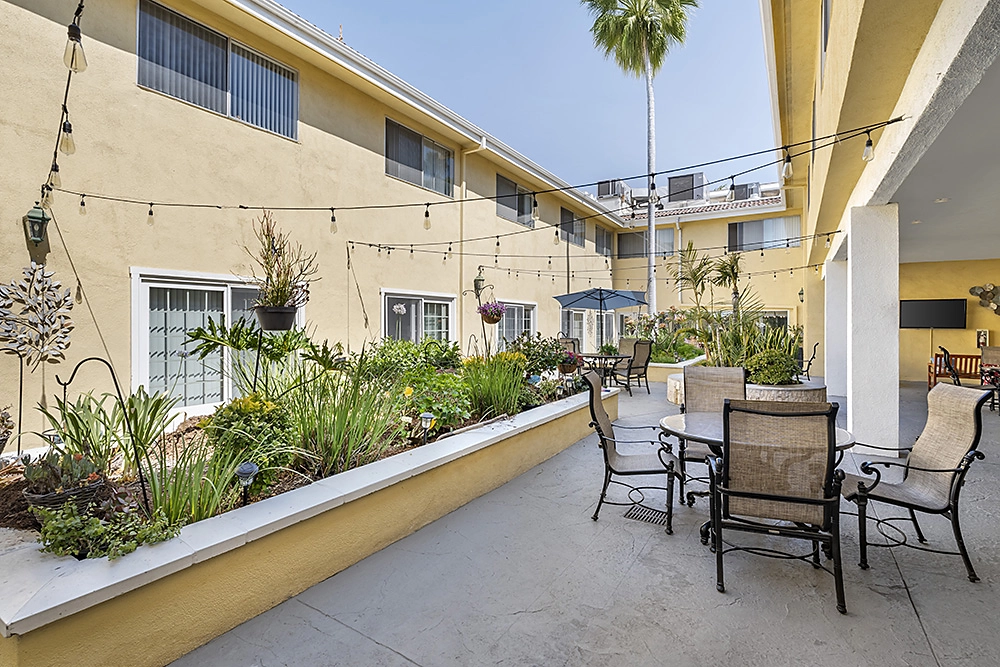 Brookdale Central Whittier - Image 6