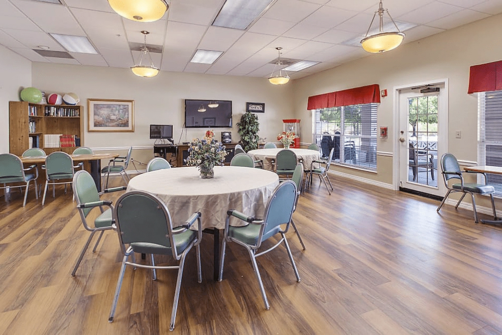 Brookdale Union Hills - Image 8