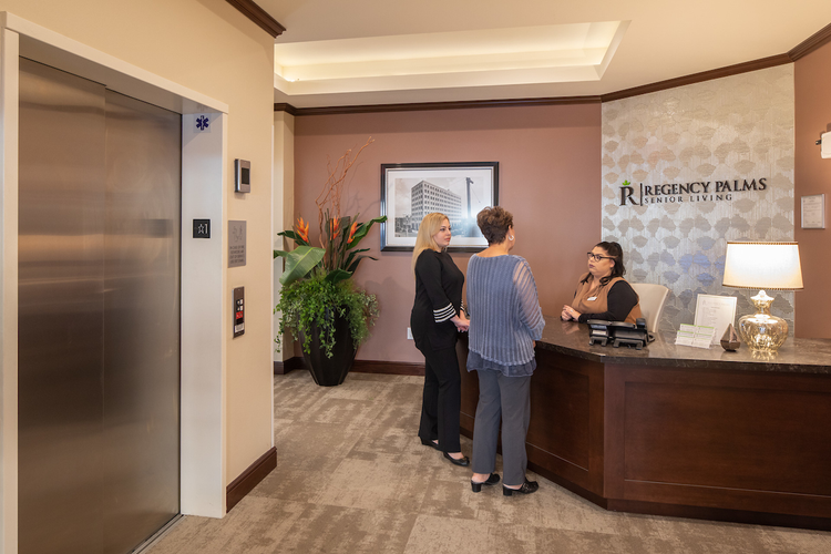 Regency Palms Long Beach - Image 5